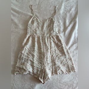 American Eagle White Pink Floral Flower Romper